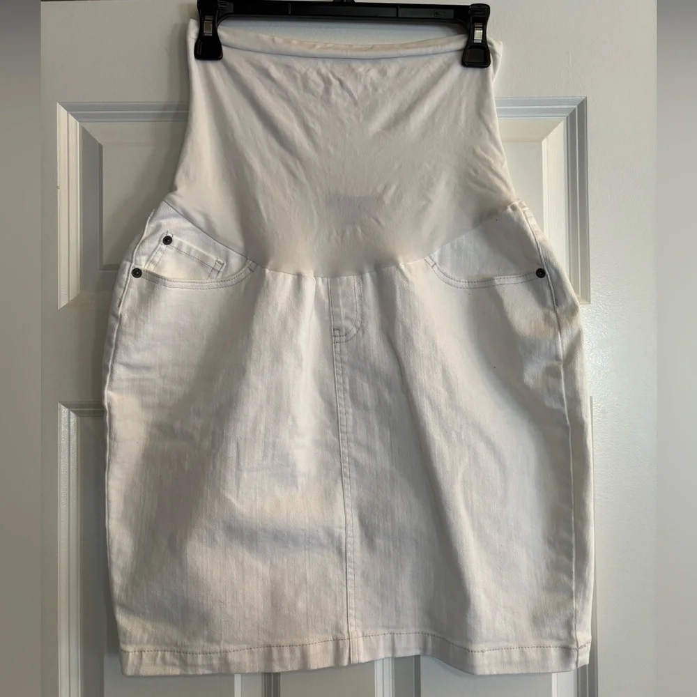 Pea in the Pod Maternity White Jean Skirt, size Large - Picture 2 of 10